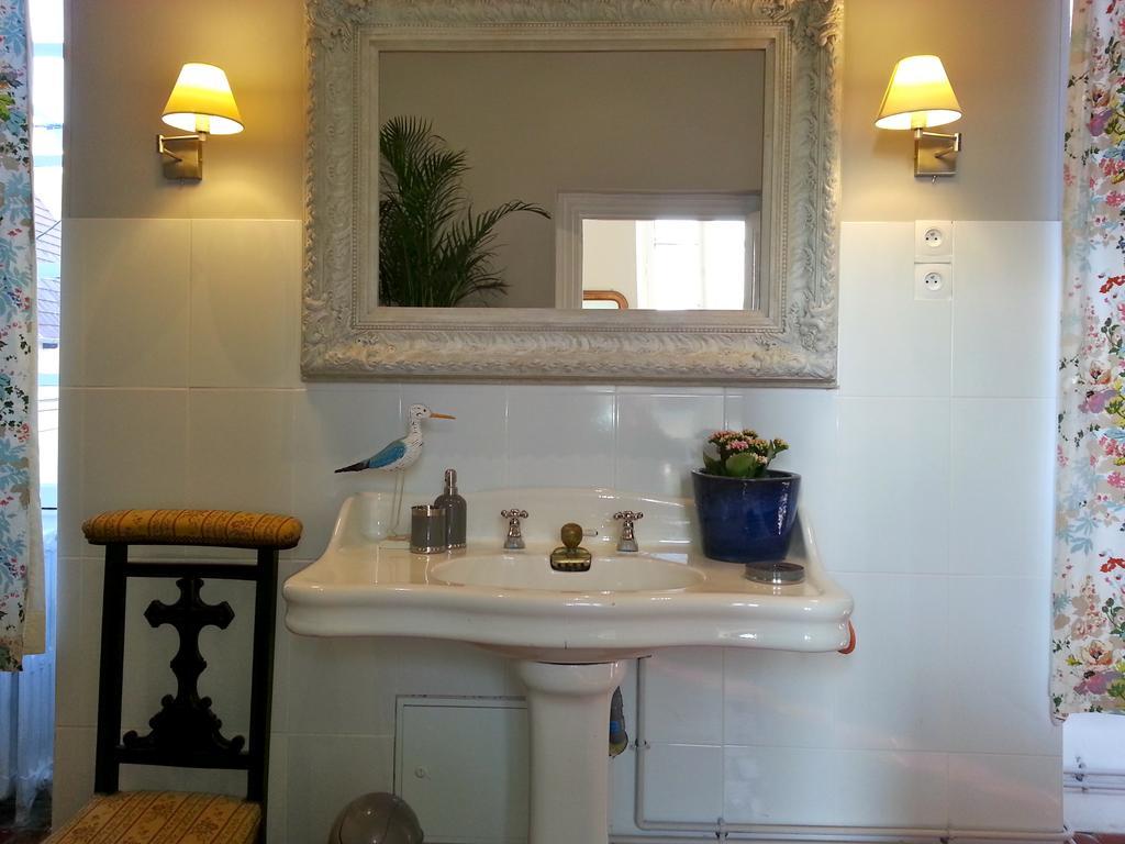 Chambres D'Hotes Les Francieres Vierzon Room photo